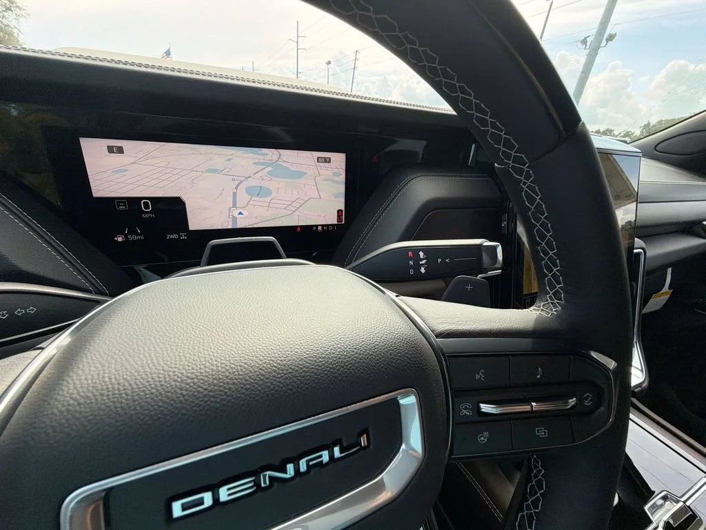 2026 GMC Yukon XL Denali Ultimate - Photo 21
