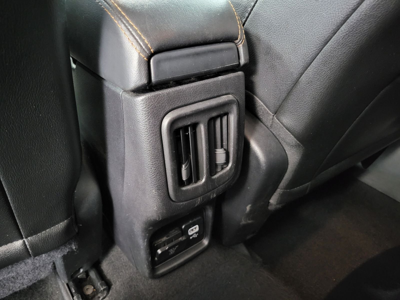 Used 2021 Red Jeep Limited image 29