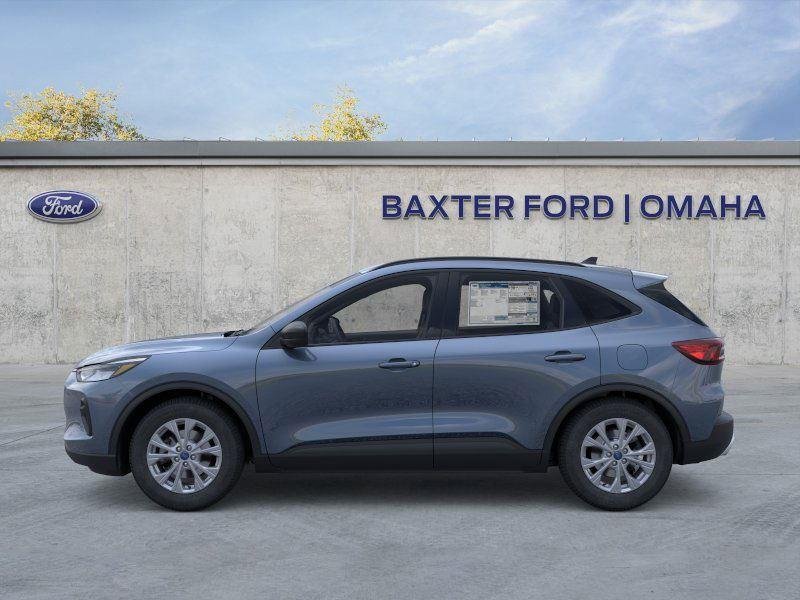 New 2025 Vapor Blue Ford Active image 18