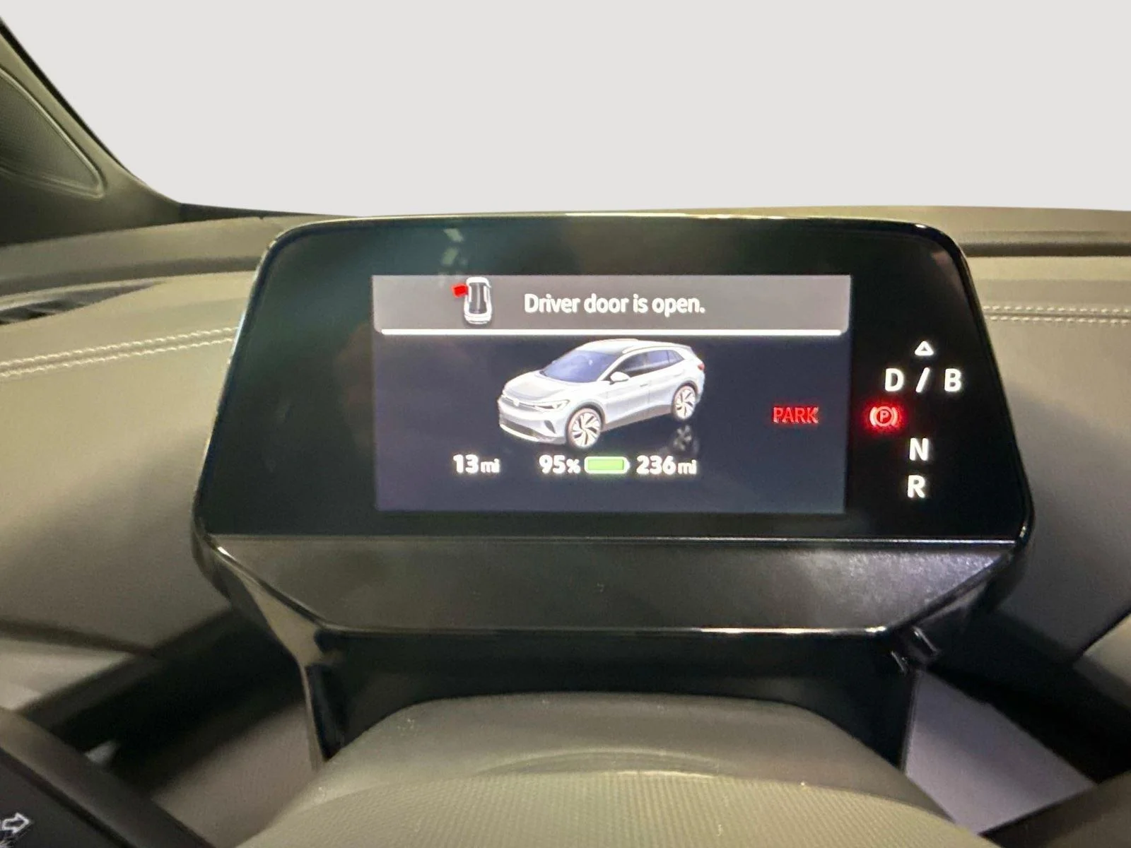 2025 Volkswagen ID.4 PRO - Photo 28