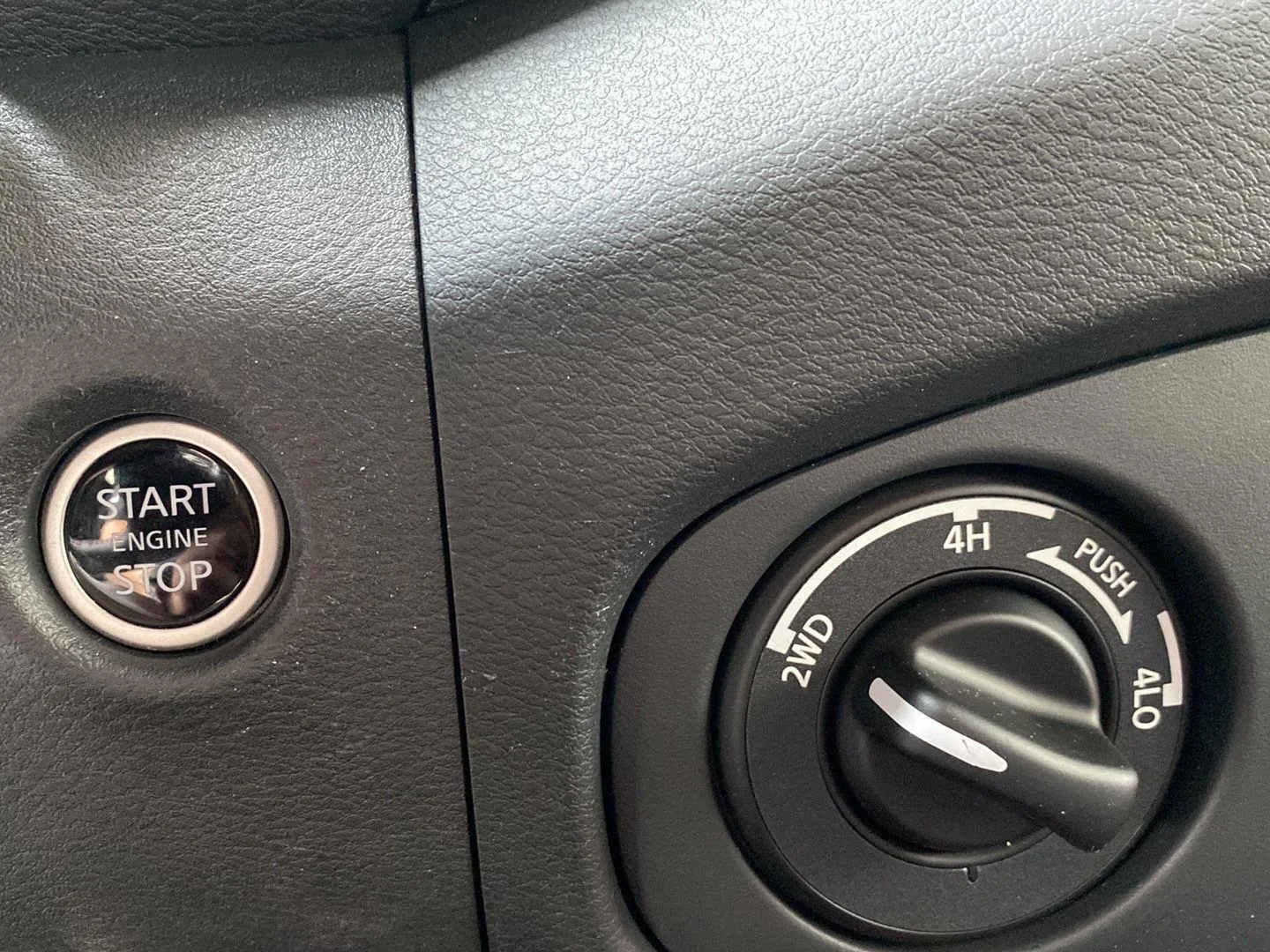Used 2024 Bluestone Pearl Nissan PRO-4X image 33