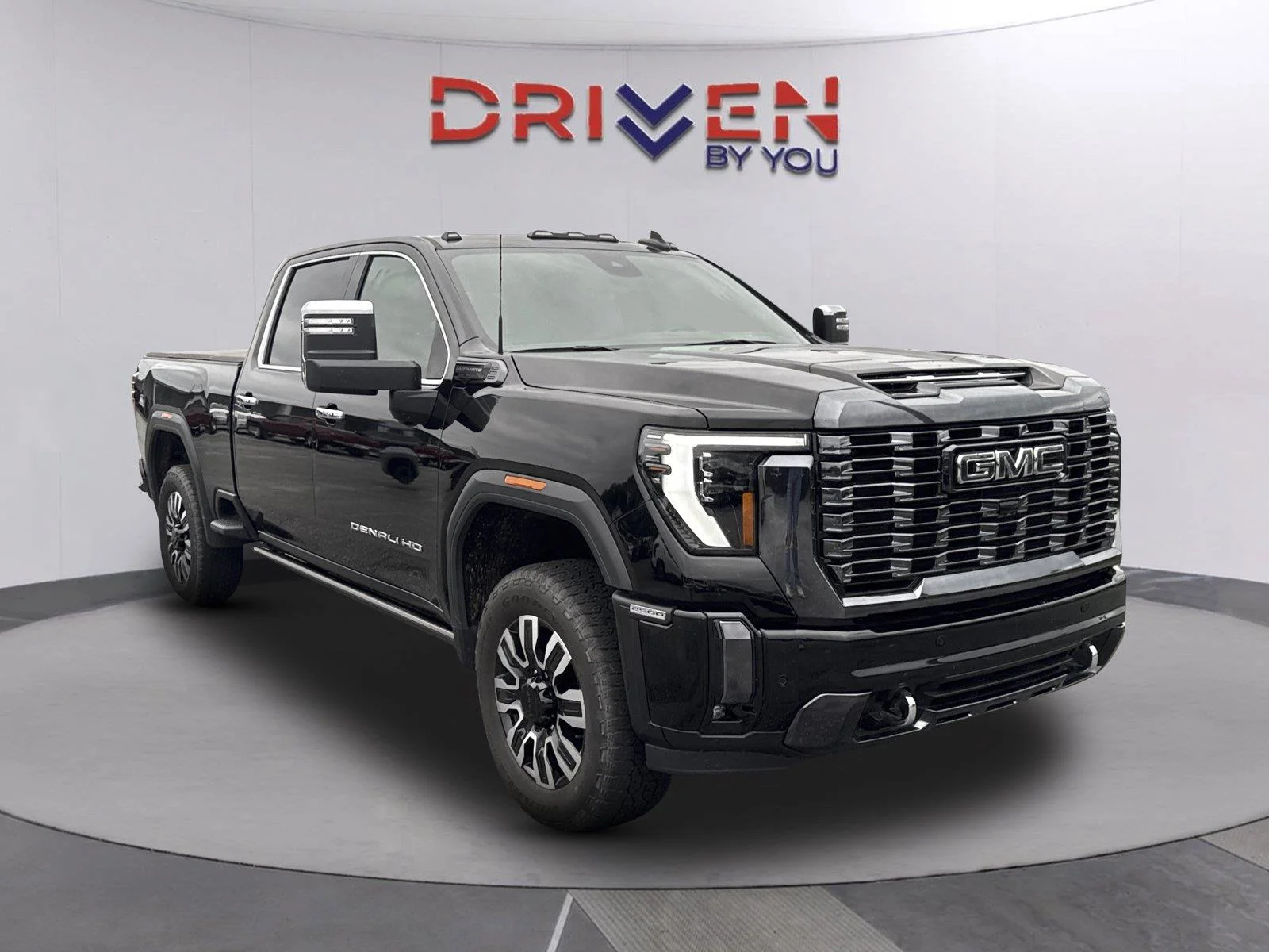 Used 2024 Onyx Black GMC Denali Ultimate image 2