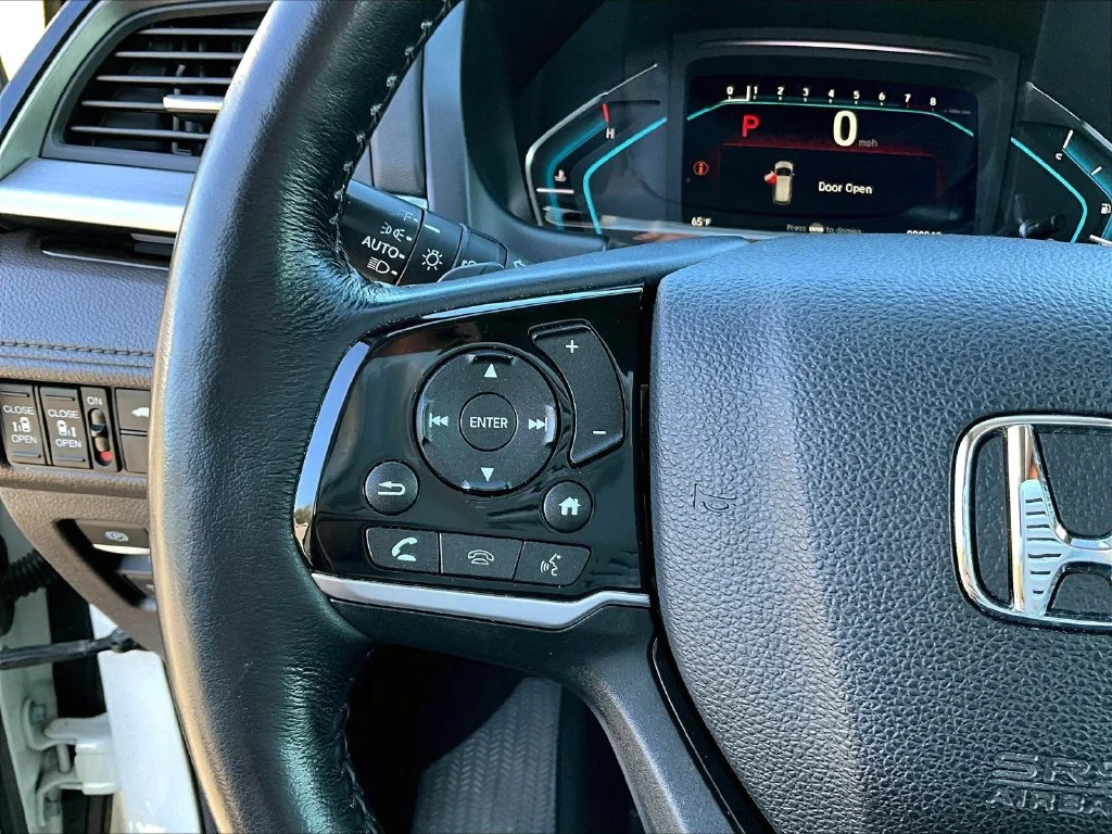 Used 2019  Honda Elite image 12