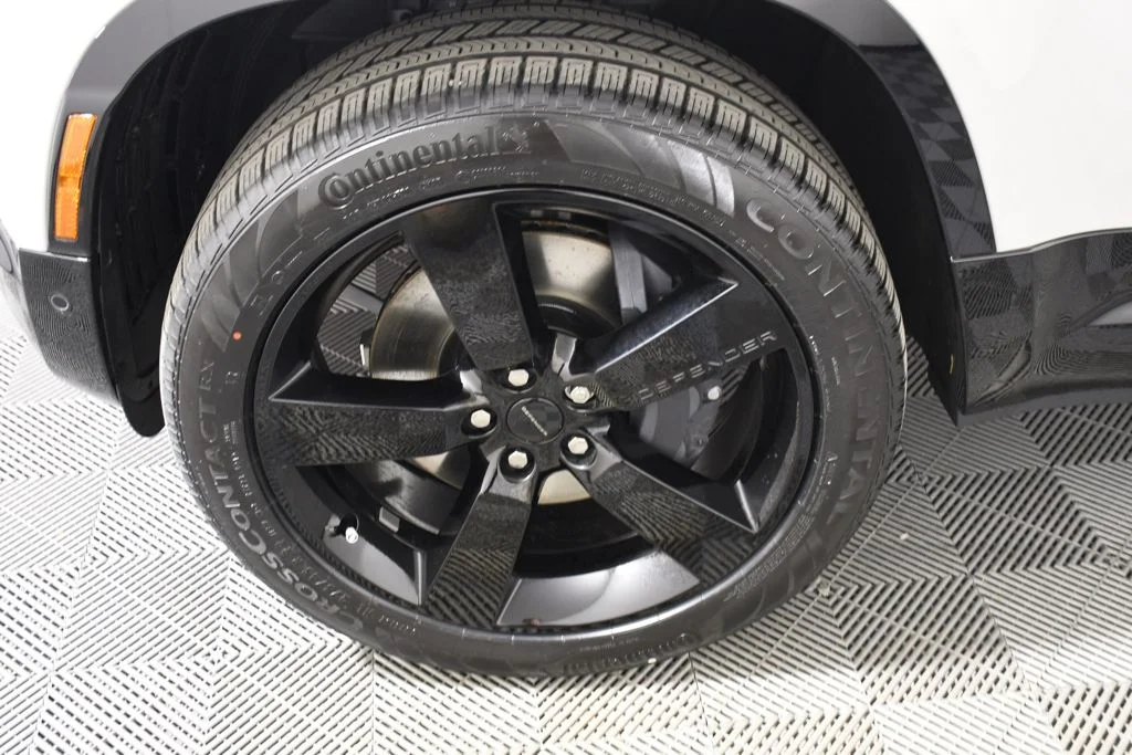 New 2026 Borasco Grey Land Rover X-Dynamic SE image 11