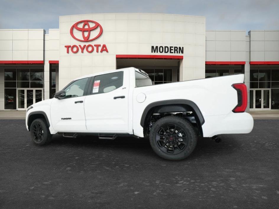 New 2026 Ice Cap Toyota SR5 image 10