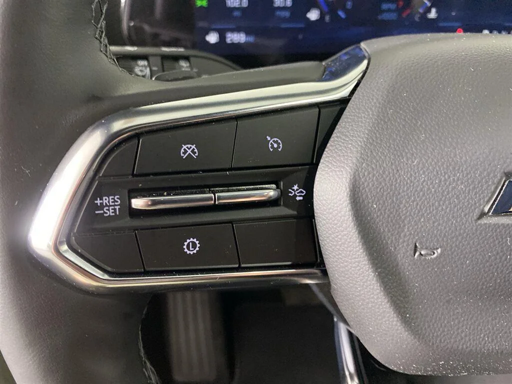 Used 2025 Gr Chevrolet  image 16