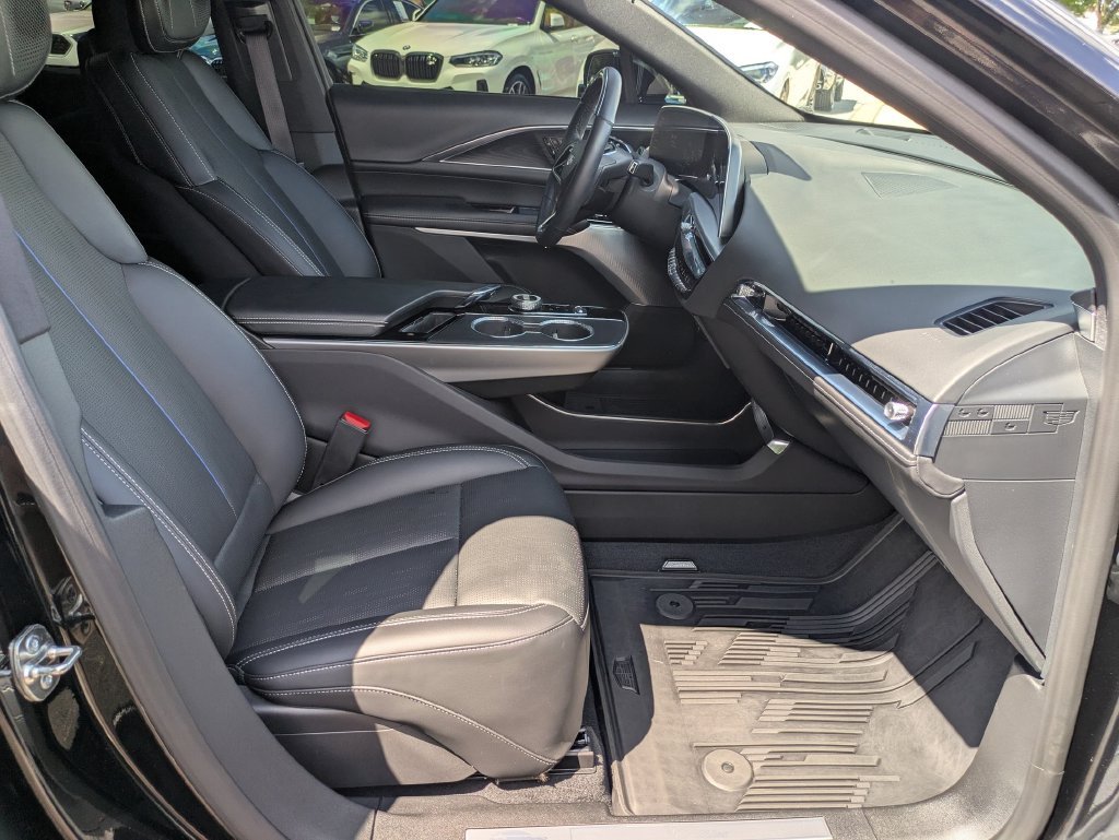 Used 2025 Black Cadillac Sport image 26