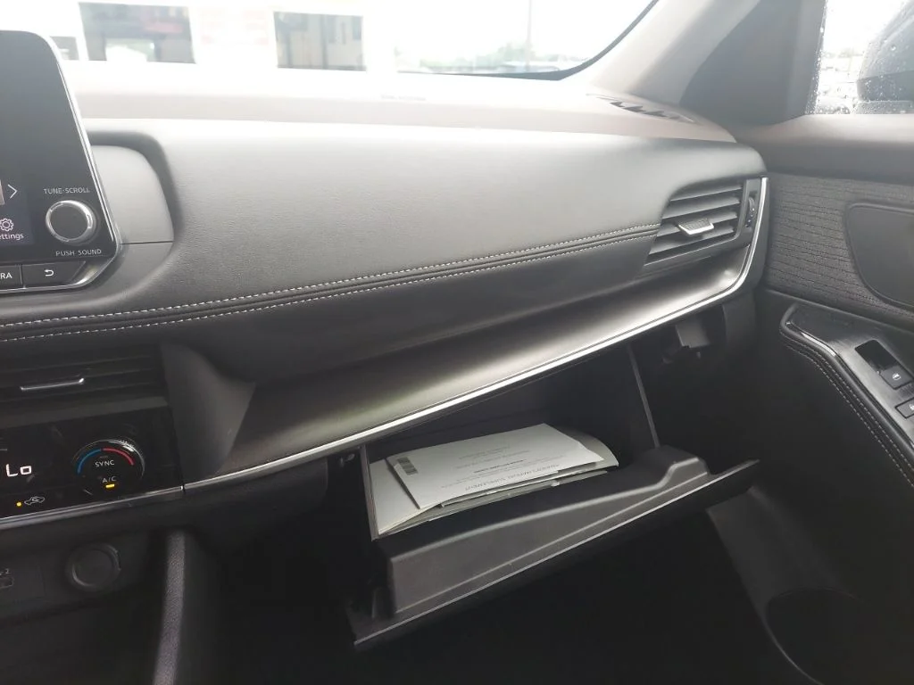 Used 2023 Gray Nissan SV image 30