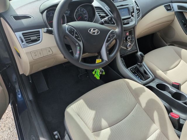 Used 2015 Blue Hyundai SE image 10