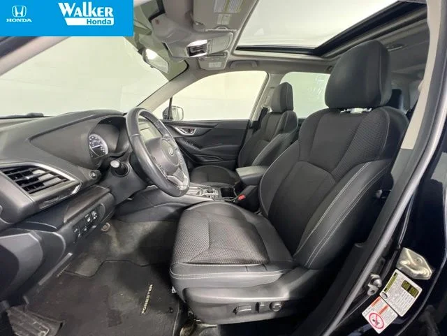 Used 2020 Crystal Black Silica Subaru Premium image 13