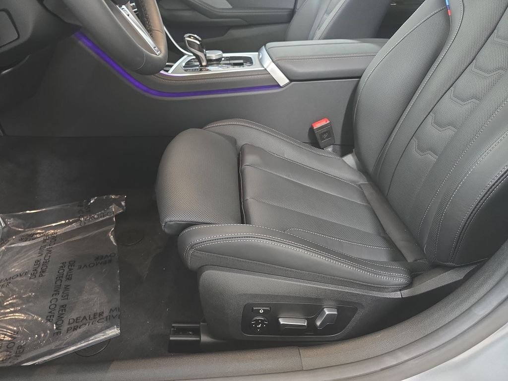2026 BMW 8 Series 840i - Photo 15