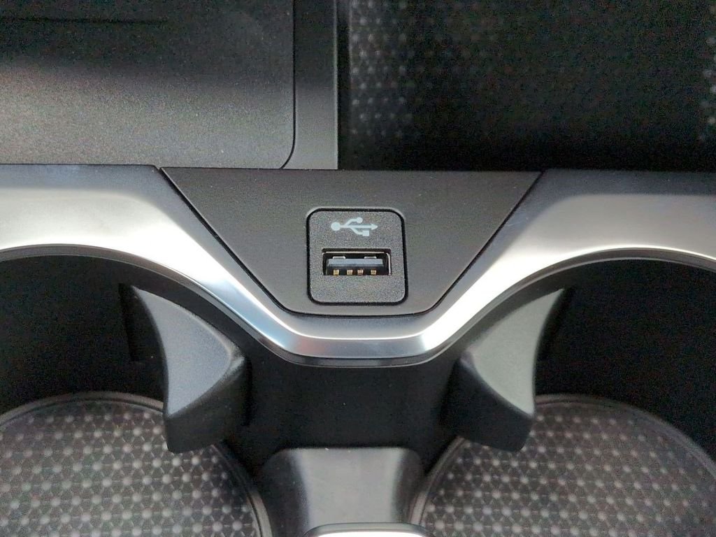 New 2027 Alpine White BMW xDrive40i image 23