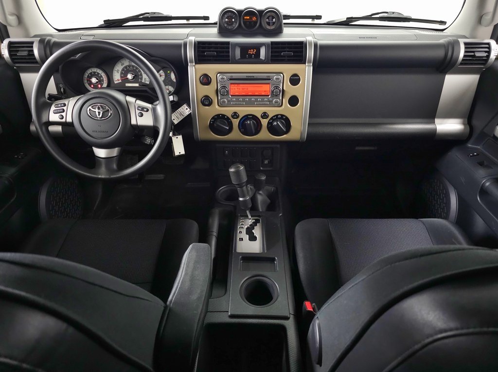 2014 TOYOTA FJ CRUISER - Image 11