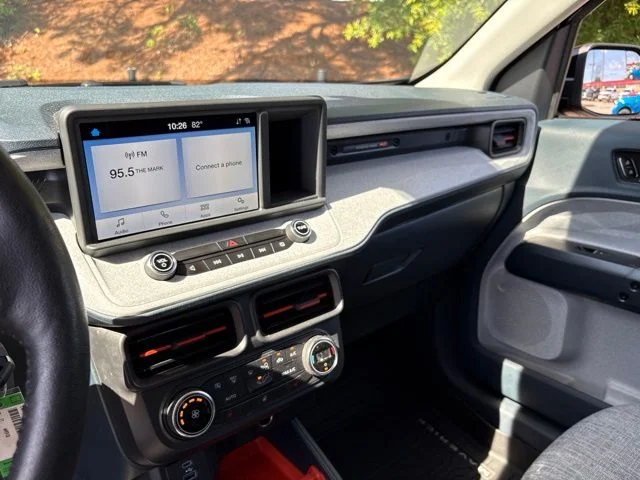 Used 2022 Black Ford XLT image 14
