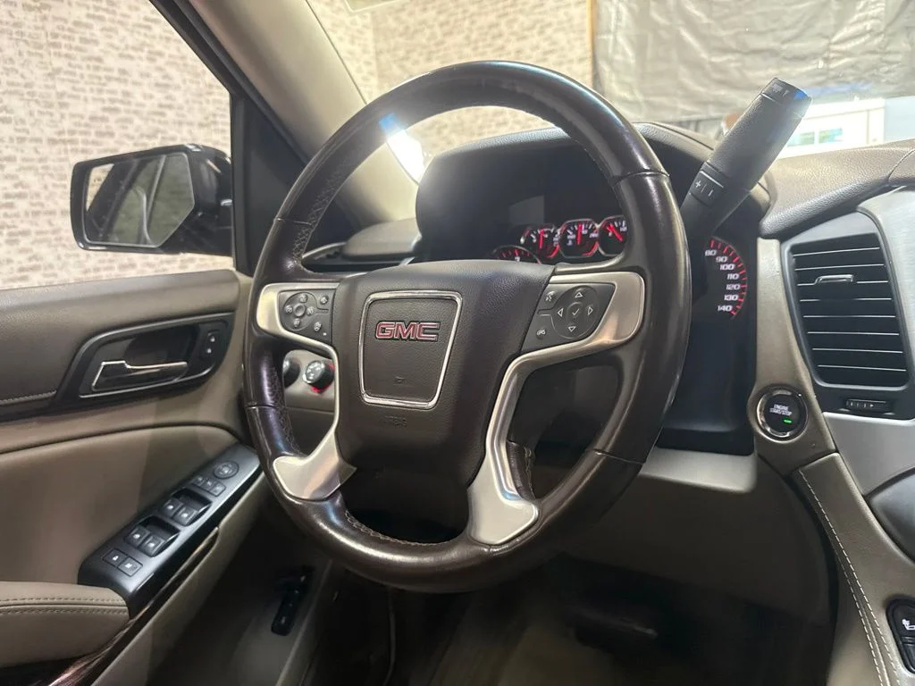 Used 2016 Onyx Black GMC SLT image 21