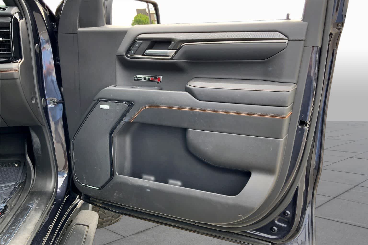 Used 2024 Titanium Rush Metallic GMC AT4 image 23