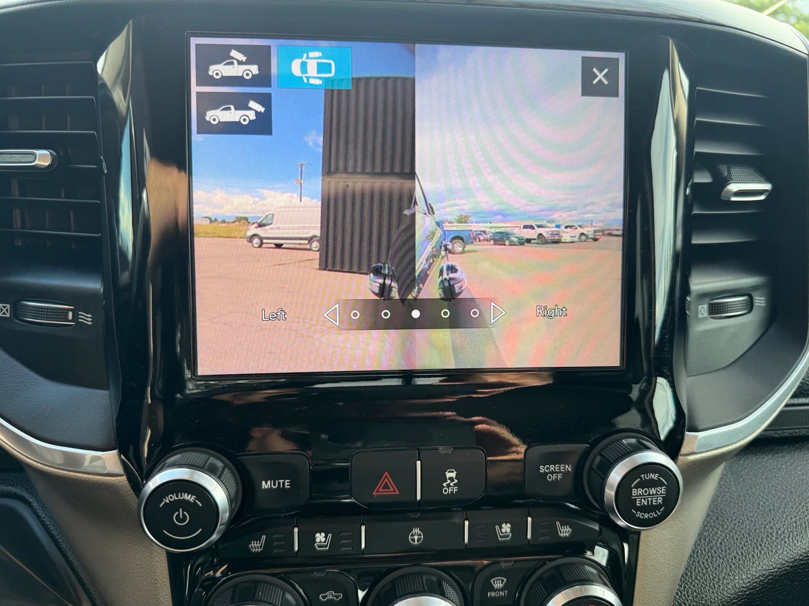 Used 2020 Black Ram Laramie image 30