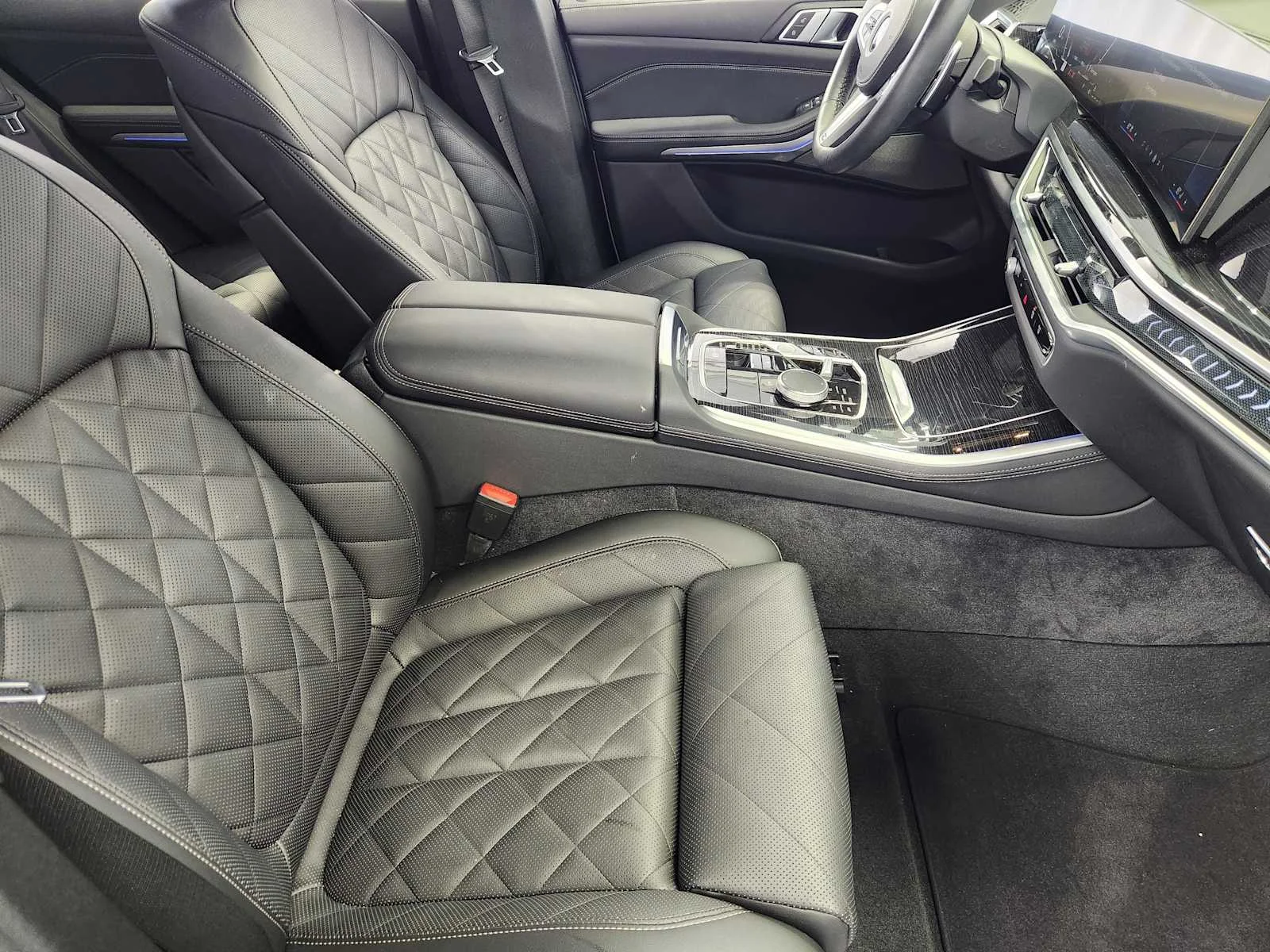Used 2024 Brooklyn Grey Metallic BMW sDrive40i image 10