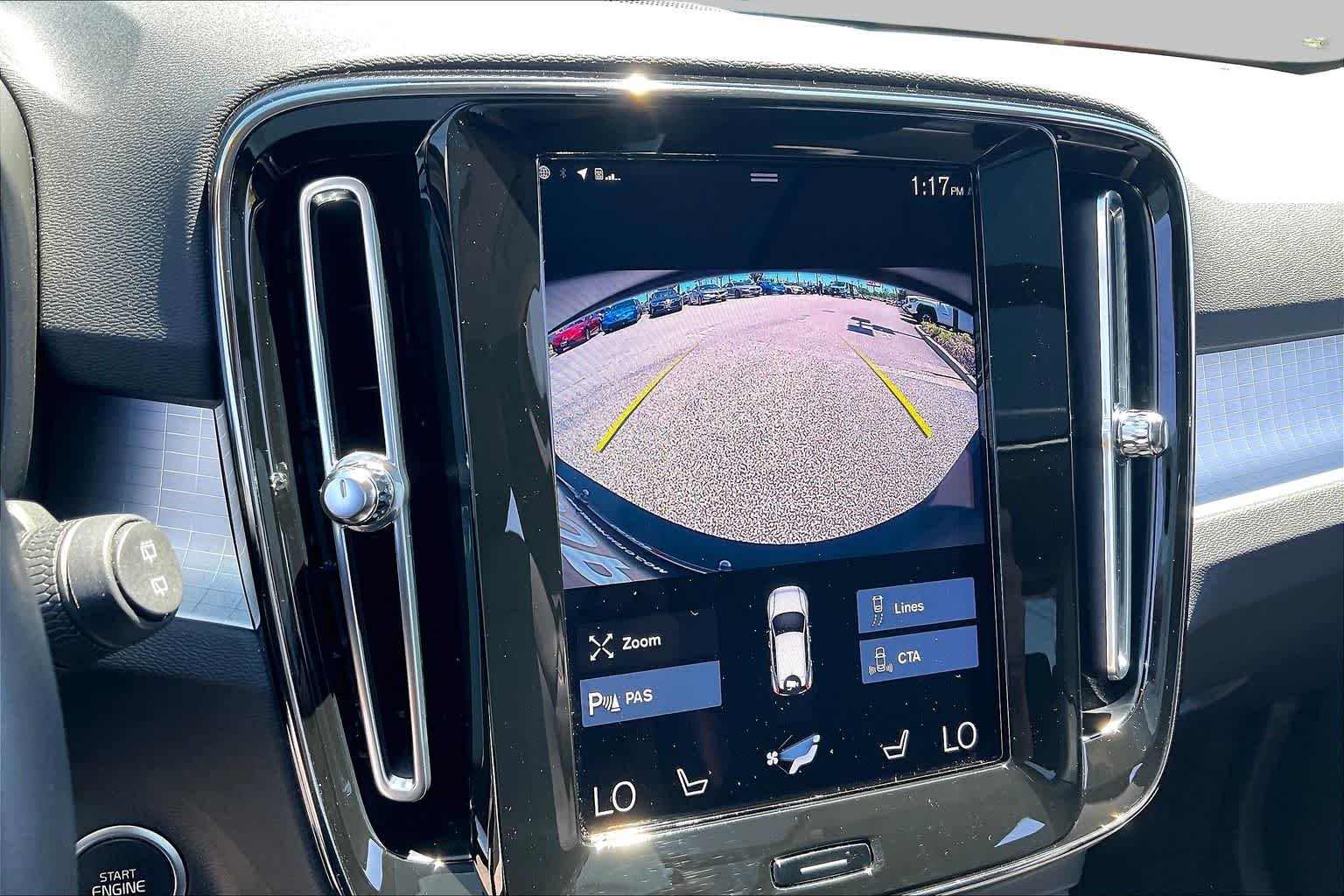 Used 2022 Denim Blue Metallic Volvo Momentum image 28