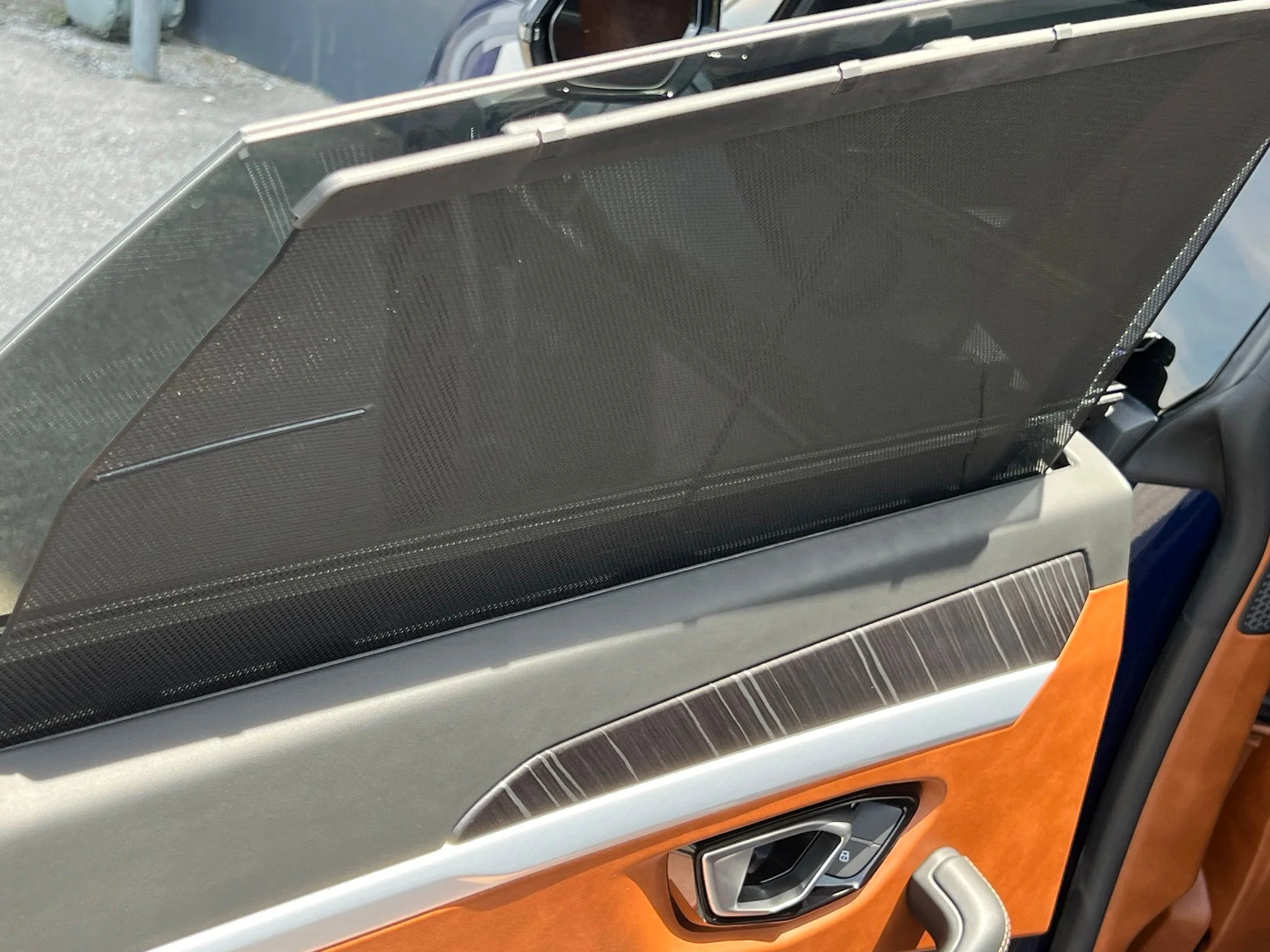 Used 2019 Blue Lamborghini Base image 38