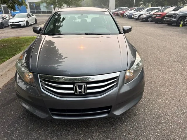 Used 2012 Silver Honda LX image 2