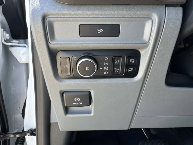 New 2026 Oxford White Ford XLT image 53