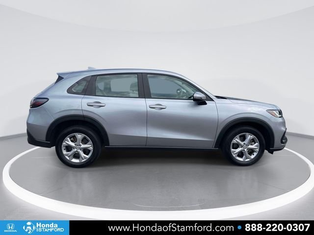 Certified Used 2024 Lunar Silver Metallic Honda LX image 4