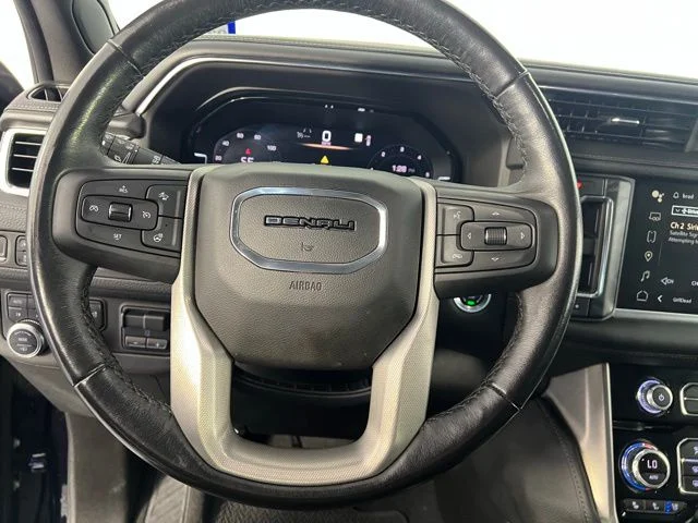 2022 GMC Yukon Denali - Photo 23