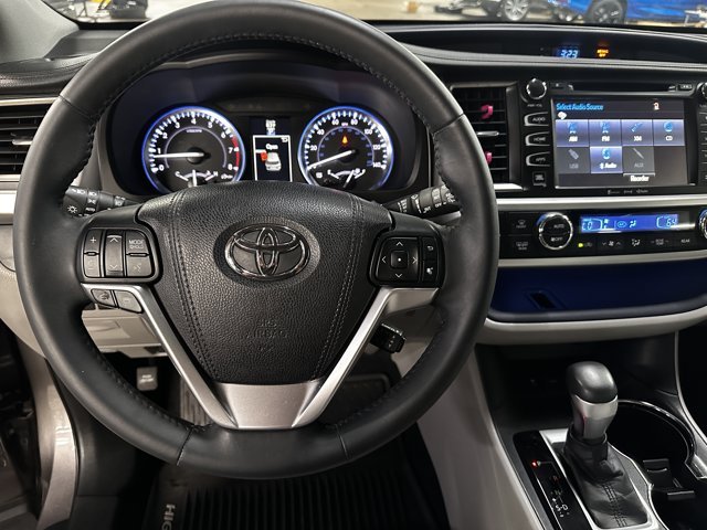 Used 2016 Predawn Gray Mica Toyota Limited/1-Owner/Heated-AC Seats image 13
