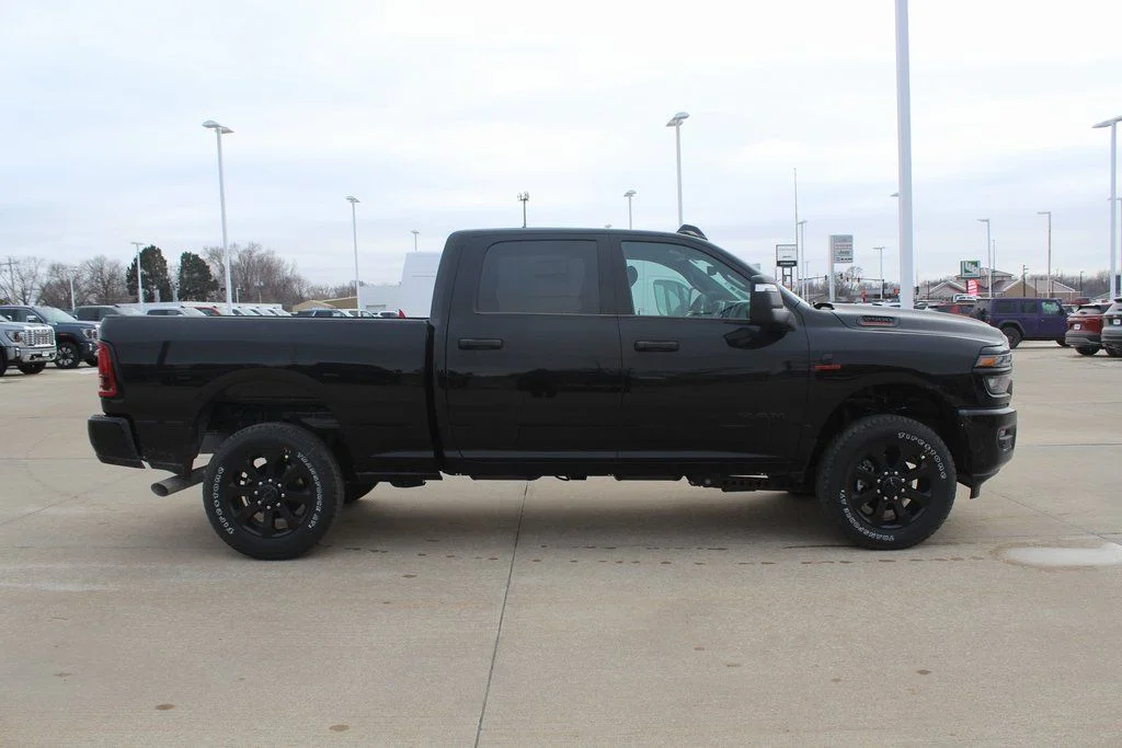 2026 RAM 2500 Big Horn - Photo 2