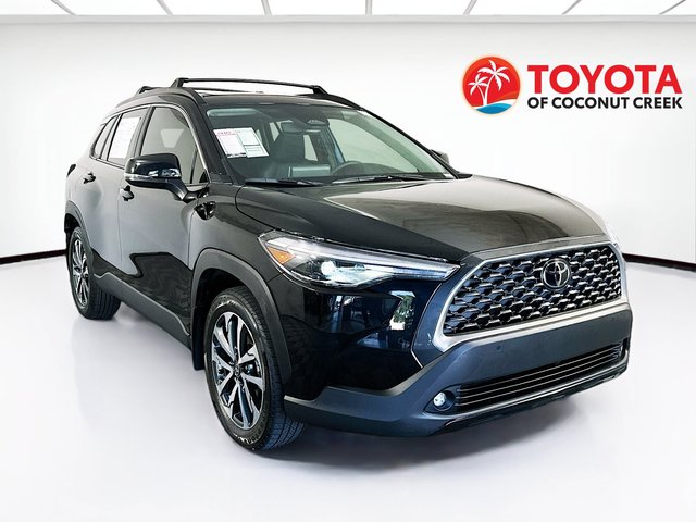 2025 Toyota Corolla Cross XLE