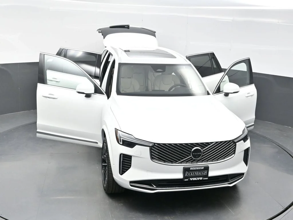 New 2026 Crystal White Volvo Plus image 37