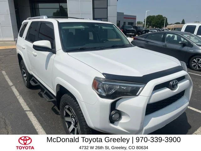 Used 2016 White Toyota SR5 image 4