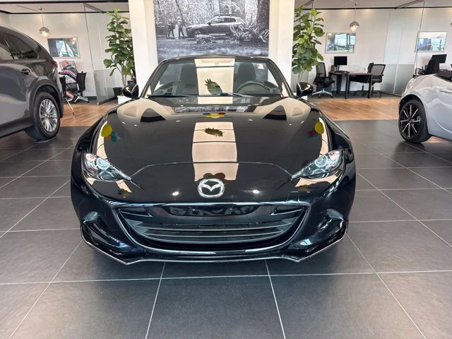 Used 2016 Black Mazda Club image 8