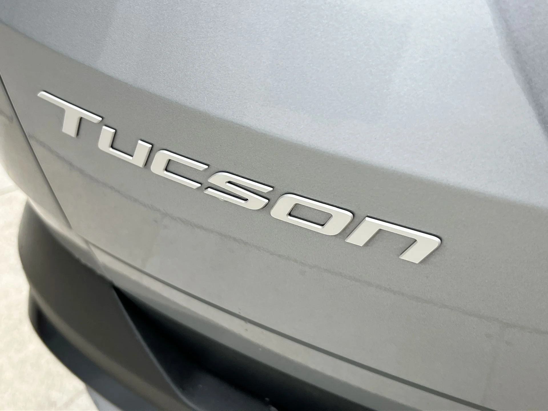 Used 2025 Silver Hyundai SEL image 38