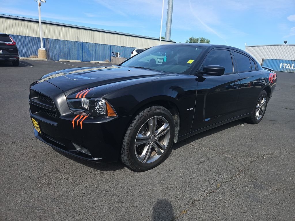 Used 2014 Black Dodge R/T image 1