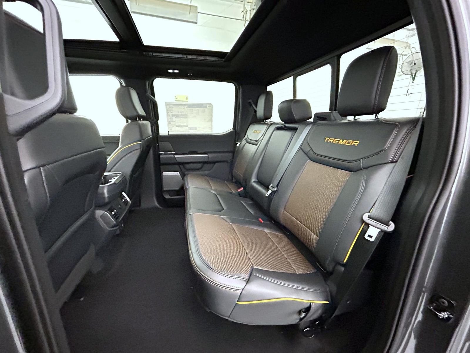 New 2026 Carbonized Gray Metallic Ford Tremor image 19