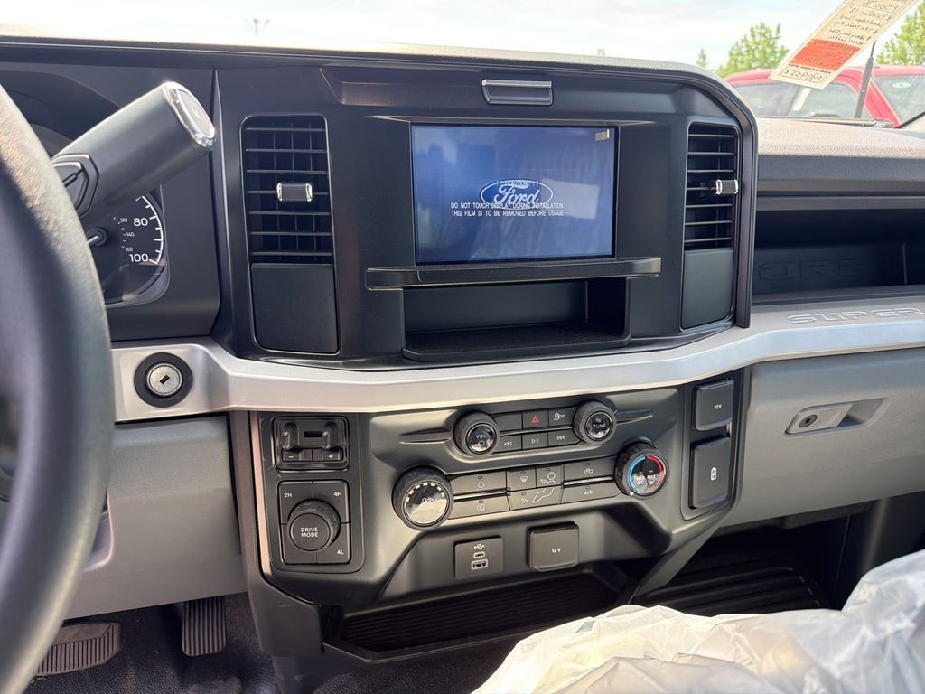 2025 Ford F-550 Super Duty Chassis Cab XL - Photo 19