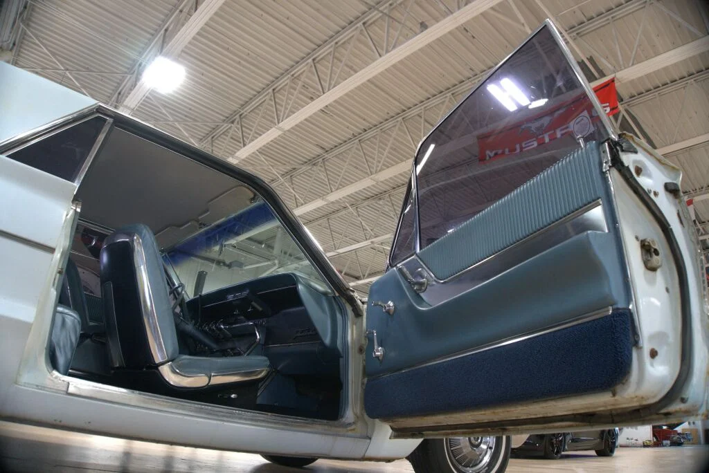 Used 1964 Light blue Ford  image 47