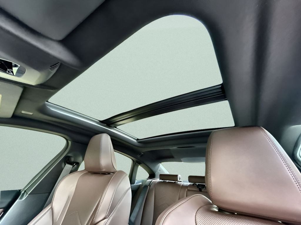 2026 BMW 2 Series 228 - Photo 26