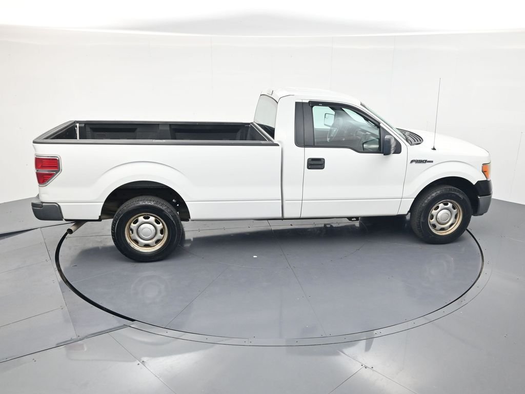 Used 2013 Oxford White Ford XL image 28