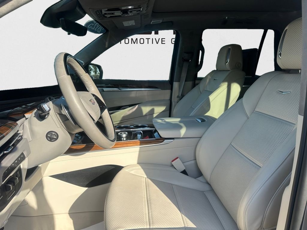 Used 2025 Brown Cadillac Sport Platinum image 28