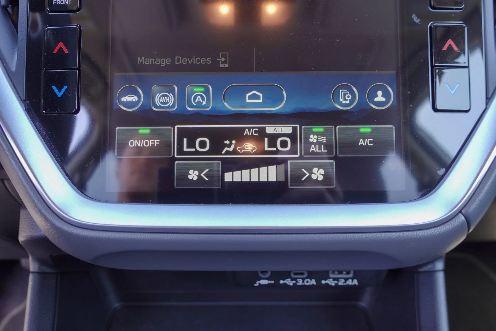 Used 2025 Crystal White Pearl Subaru Premium image 19
