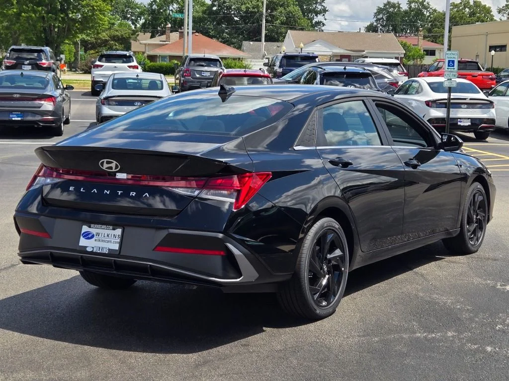 New 2026 Abyss Black Hyundai SEL Sport image 11