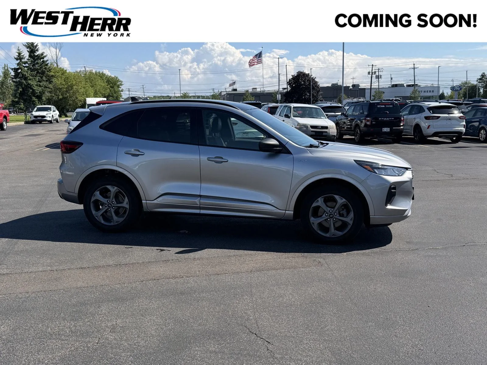 Used 2023 Iconic Silver Metallic Ford ST-Line image 1
