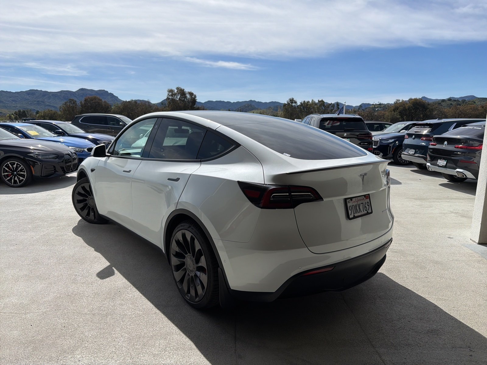 Used 2022 Tesla Model Y Performance with VIN 7SAYGDEF6NF570793 for sale in Kansas City