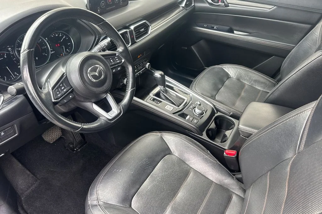 Used 2019 Black Mazda Grand Touring image 12