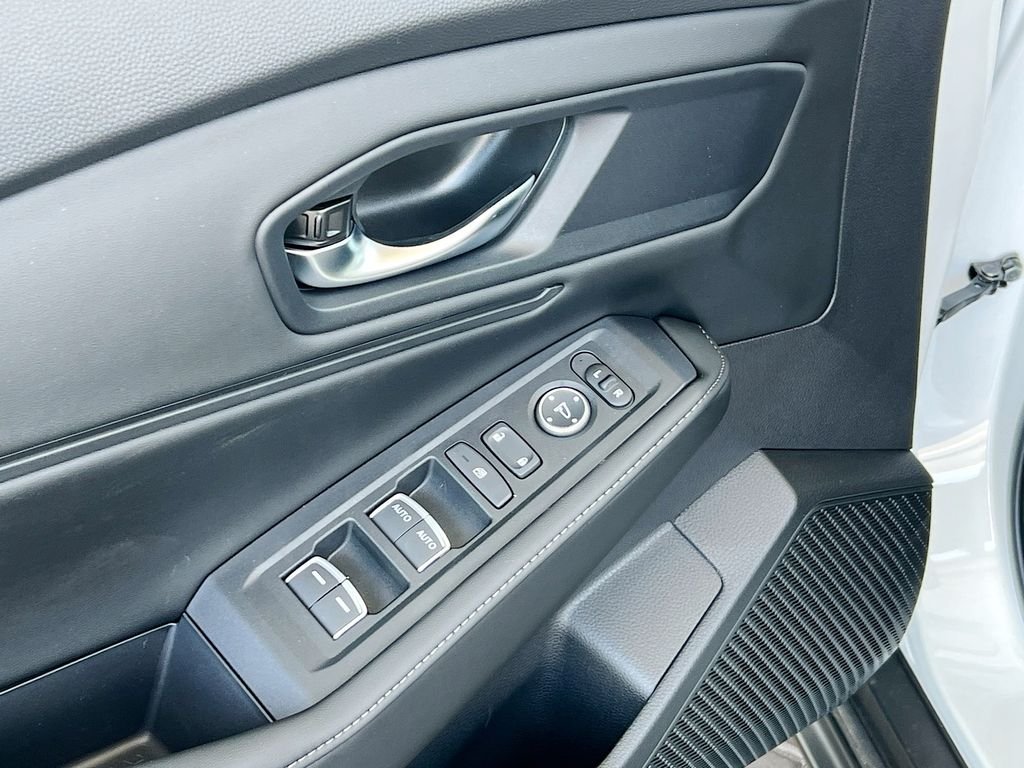 New 2026 Platinum White Pearl Honda Sport Hybrid image 12