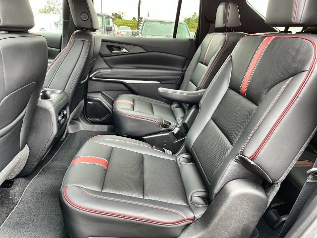 2027 Chevrolet Traverse RS - Photo 33