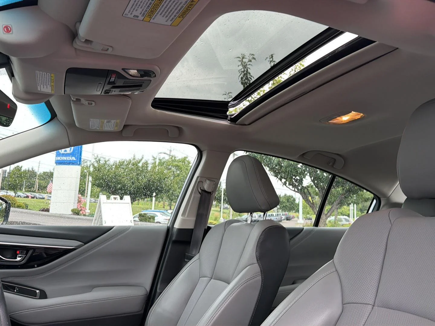 Used 2020 Ice Silver Metallic Subaru Limited XT image 18